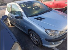 peugeot 206 berlina del año 2001