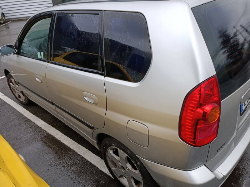 mitsubishi space star (dg0) del año 2002