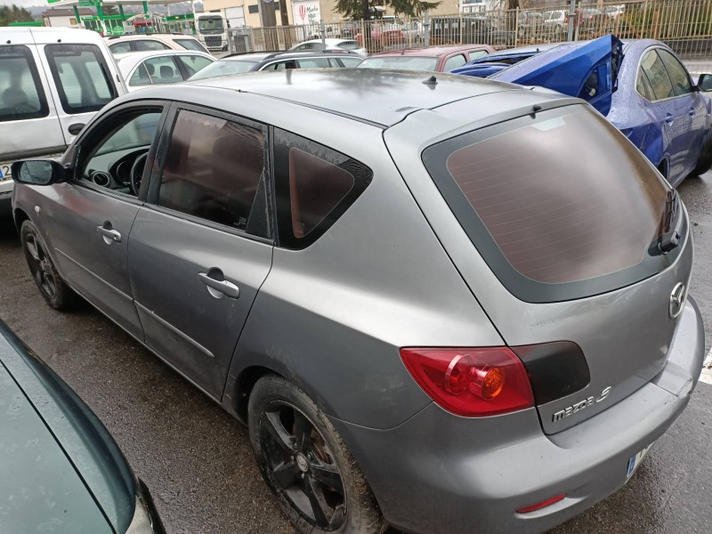 mazda 3 berlina (bk) del año 2004