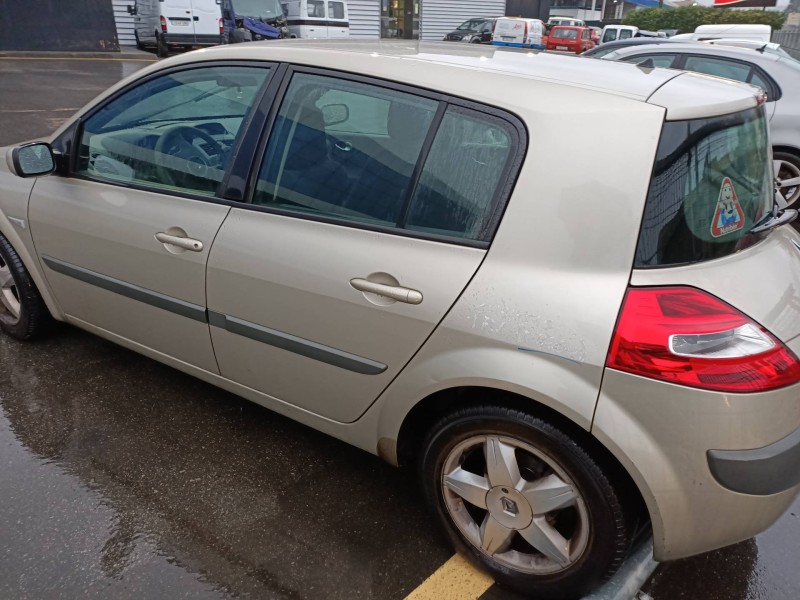 renault megane ii berlina 5p del año 2007