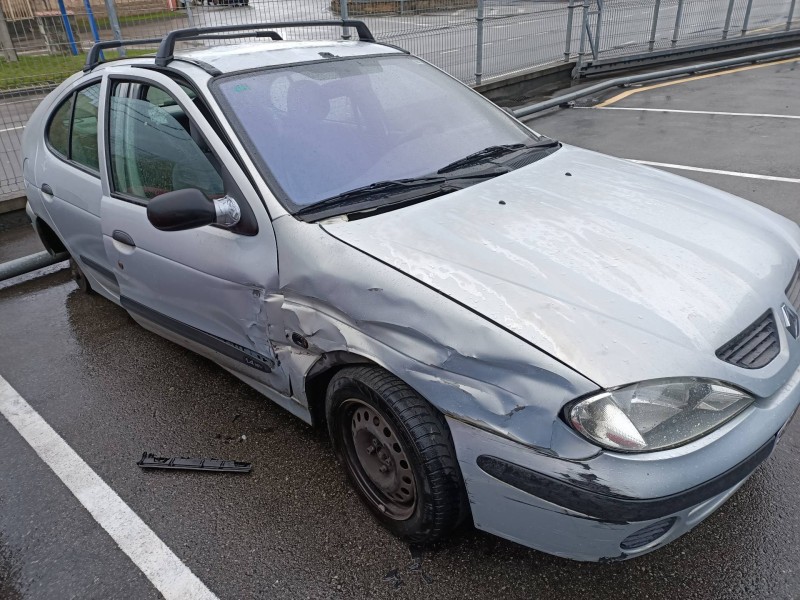 renault megane i fase 2 berlina (ba0) del año 2001