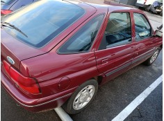 ford escort berlina/turnier del año 1994 2