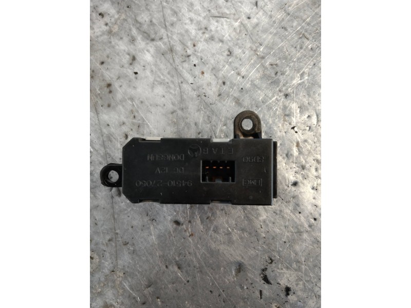 Recambio de pantalla multifuncion para hyundai coupe (rd) 2.0 fx referencia OEM IAM 9451027050  