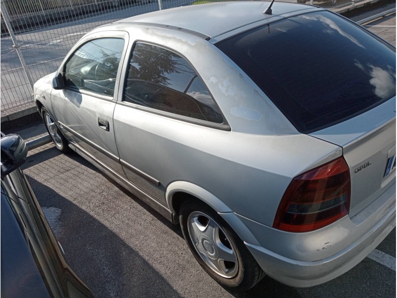 opel astra g berlina del año 1999