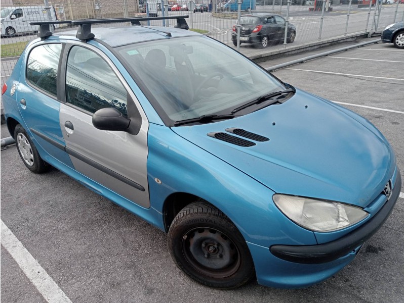 peugeot 206 berlina del año 1999