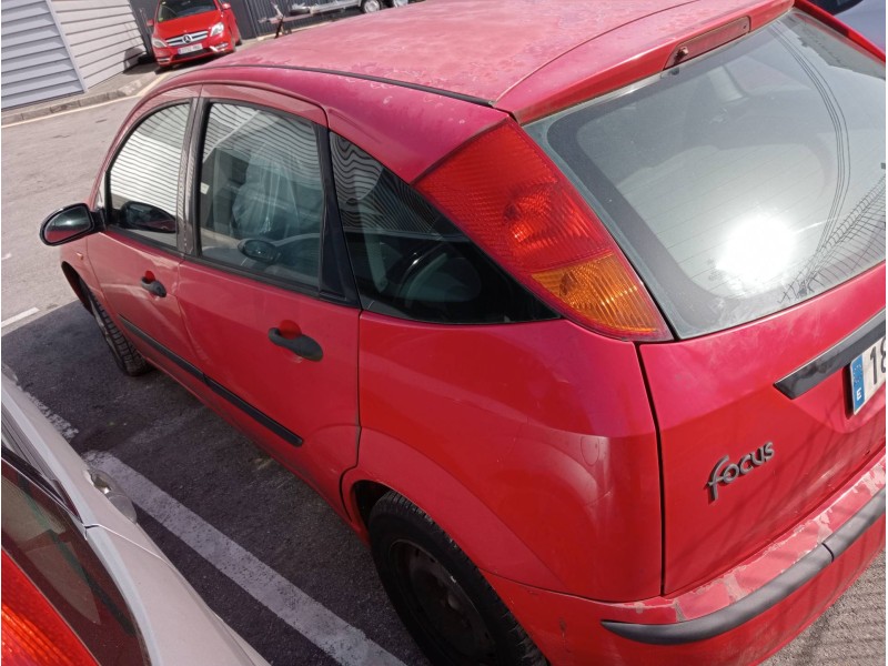 ford focus berlina (cak) del año 2003