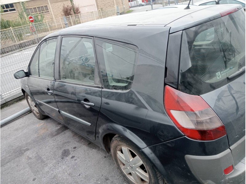 renault scenic ii del año 2006