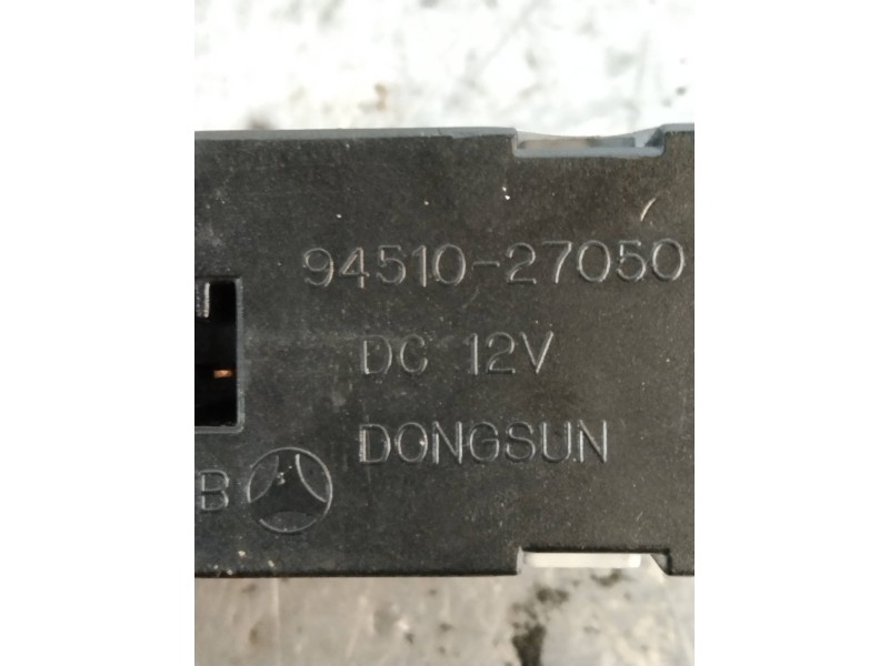 Recambio de pantalla multifuncion para hyundai coupe (rd) 2.0 fx referencia OEM IAM 9451027050  