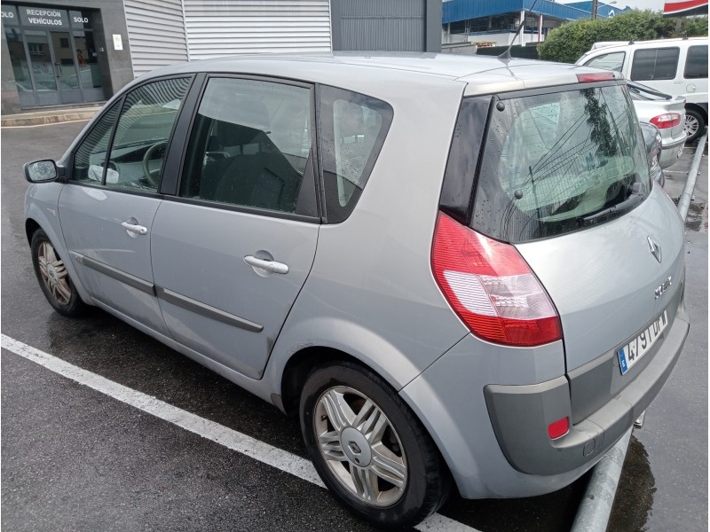 renault scenic ii del año 2005