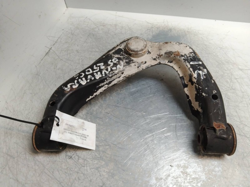 Recambio de brazo suspension superior delantero izquierdo para nissan navara pick-up (d40m) 2.5 dci diesel cat referencia OEM IA