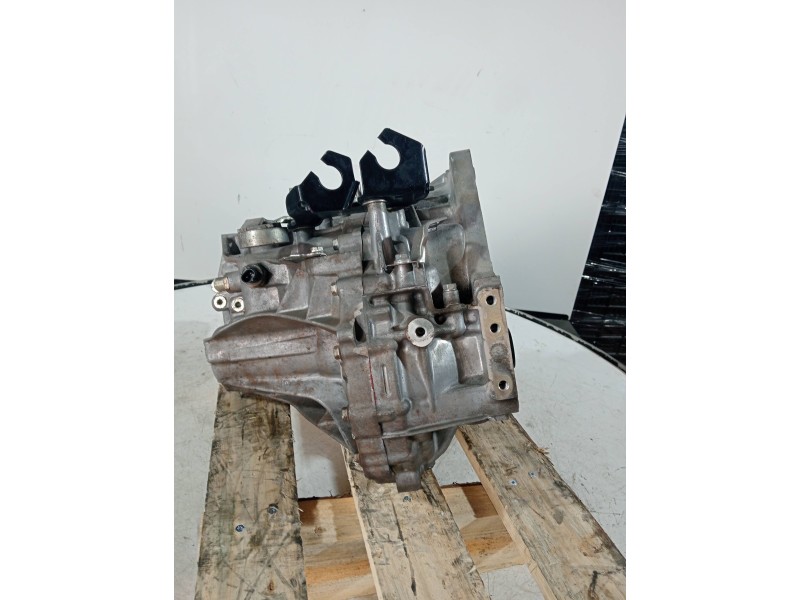Recambio de caja cambios para toyota avensis advance referencia OEM IAM   6V