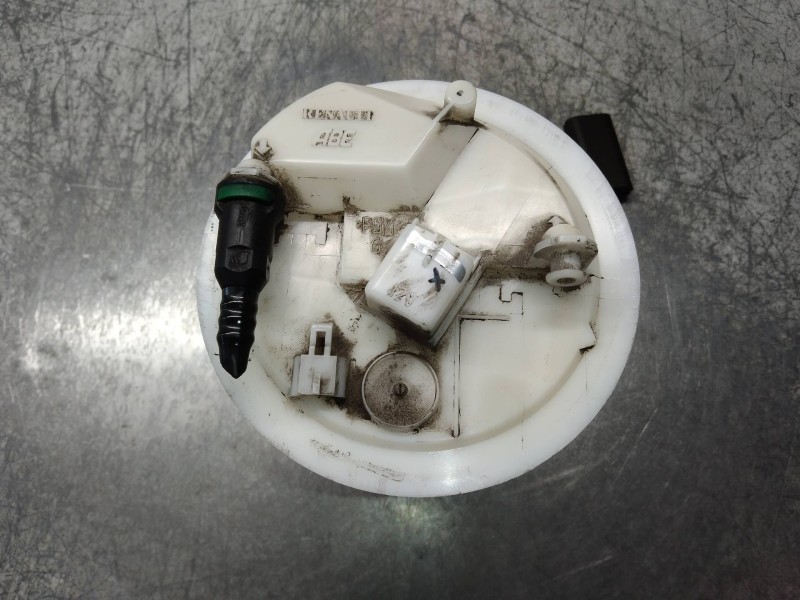 Recambio de bomba combustible para renault megane ii classic berlina confort authentique referencia OEM IAM   
