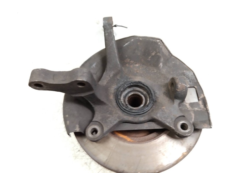 Recambio de mangueta delantera derecha para hyundai accent (x3) 1.3 cat referencia OEM IAM   