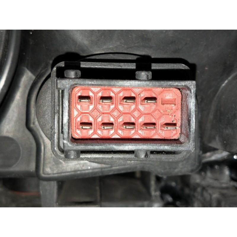 Recambio de faro derecho para saab 9-3 berlina 1.8 t vector referencia OEM IAM 5DV00829000 10640103480148 