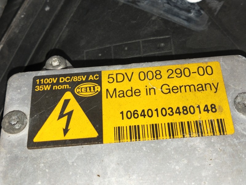 Recambio de faro derecho para saab 9-3 berlina 1.8 t vector referencia OEM IAM 5DV00829000 10640103480148 