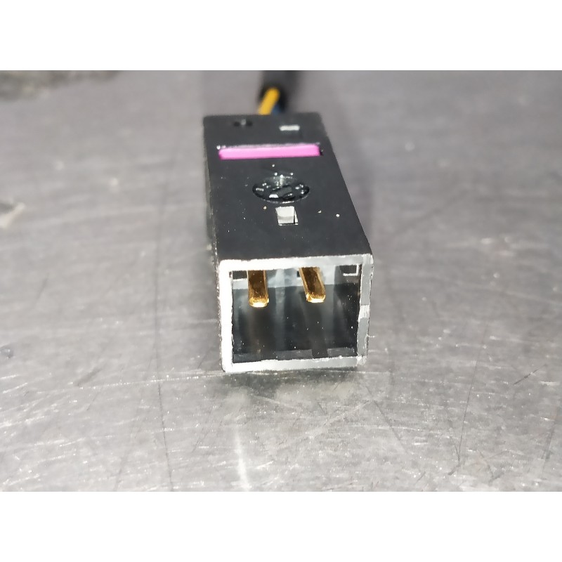 Recambio de juego cinturones delantero para saab 9-3 berlina 1.8 t vector referencia OEM IAM 12796399 220404 4P