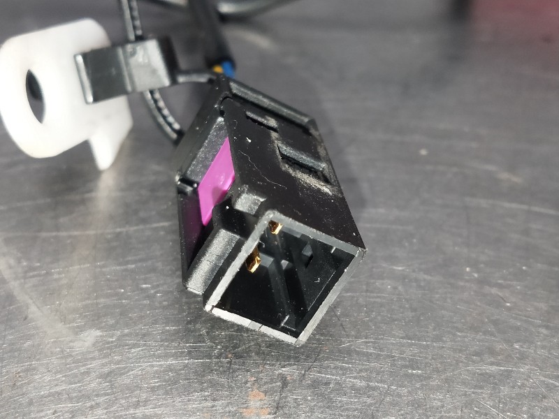 Recambio de juego cinturones delantero para saab 9-3 berlina 1.8 t vector referencia OEM IAM 12796399 220404 4P