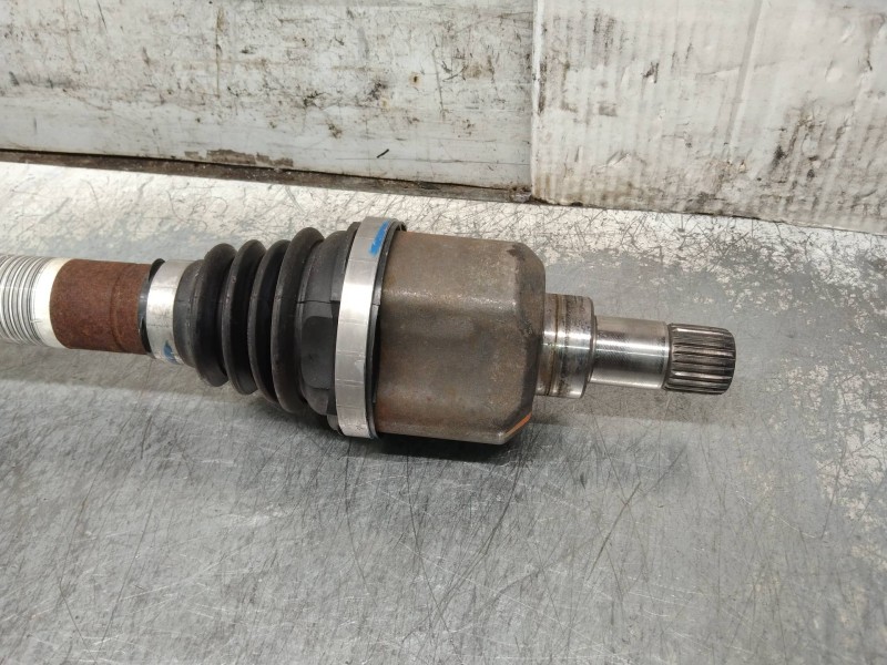 Recambio de transmision delantera izquierda para peugeot 2008 (--.2013) allure referencia OEM IAM 9684135380  