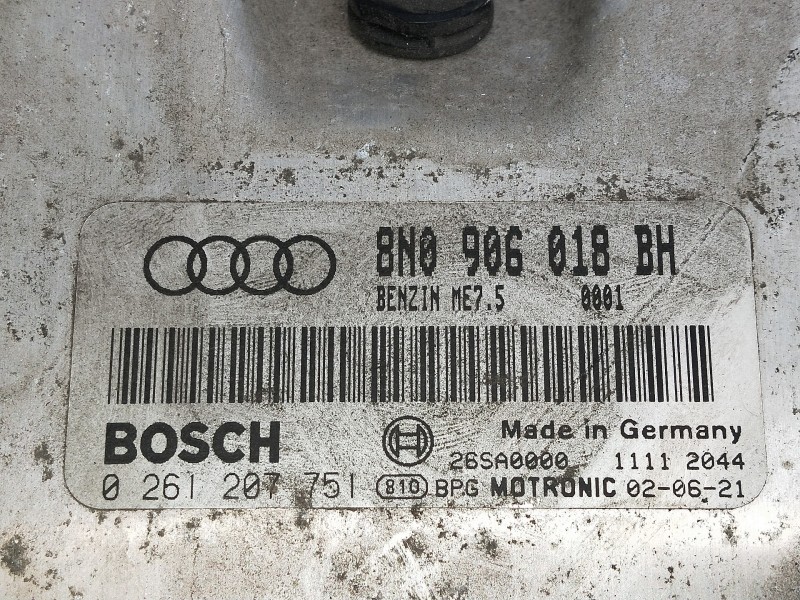 Recambio de centralita motor uce para audi s3 (8l) 1.8 t (165kw) referencia OEM IAM 8N0906018BH 0261207751 