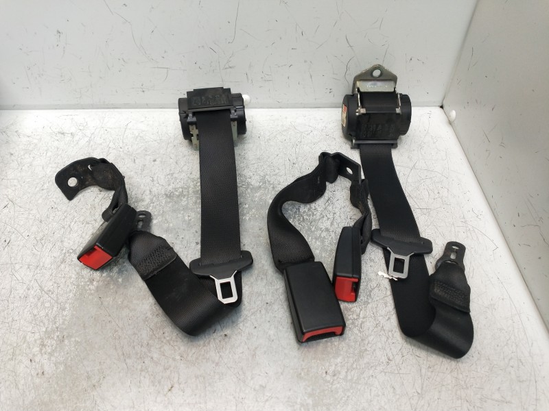 Recambio de juego cinturones trasero para bmw serie 1 berlina (e81/e87) 118d referencia OEM IAM   