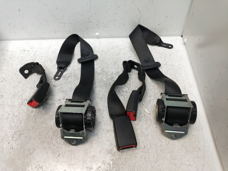 Recambio de juego cinturones trasero para bmw serie 1 berlina (e81/e87) 118d referencia OEM IAM   