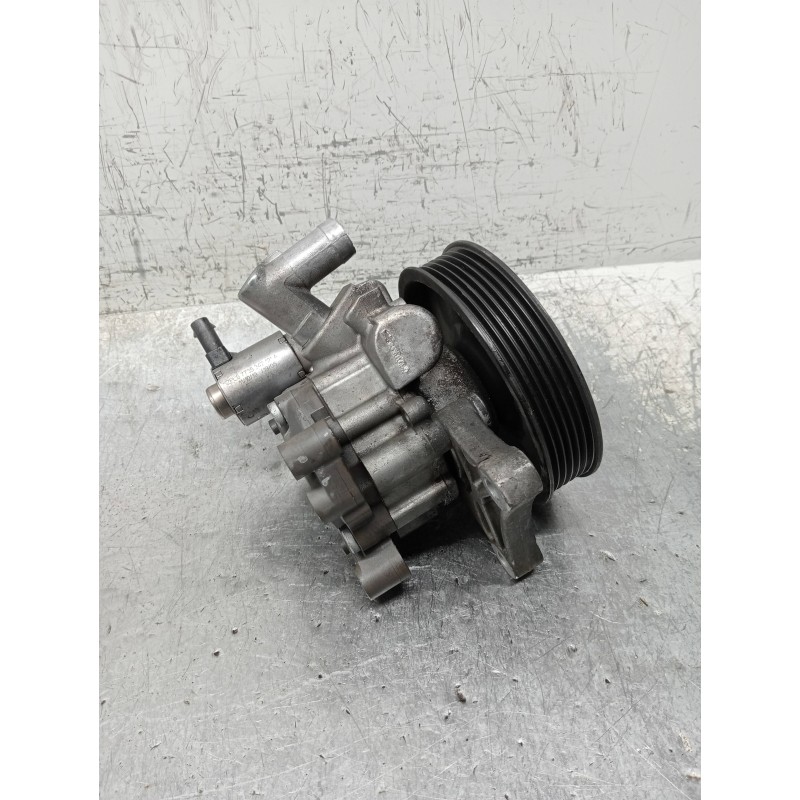 Recambio de bomba direccion para mercedes clase c (w204) lim. c 250 cgi blueefficiency (204.047) referencia OEM IAM 7693955149 A
