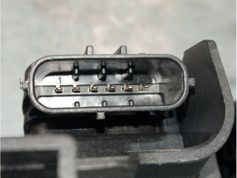 Recambio de potenciometro pedal para volkswagen caddy ka/kb (2c) combi bluemotion referencia OEM IAM 2K5723503A 6PV00868931 