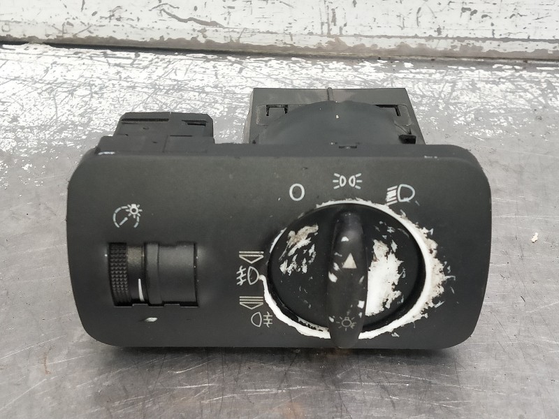 Recambio de mando luces para audi s3 (8l) 1.8 t (165kw) referencia OEM IAM 8L1941531F 04052122 INTERRUPTOR