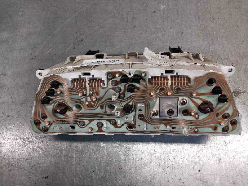 Recambio de cuadro instrumentos para suzuki swift sf berlina (ma) referencia OEM IAM 3410060B4 B5 