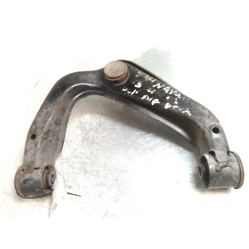 Recambio de brazo suspension superior delantero derecho para nissan navara pick-up (d40m) 2.5 dci diesel cat referencia OEM IAM 