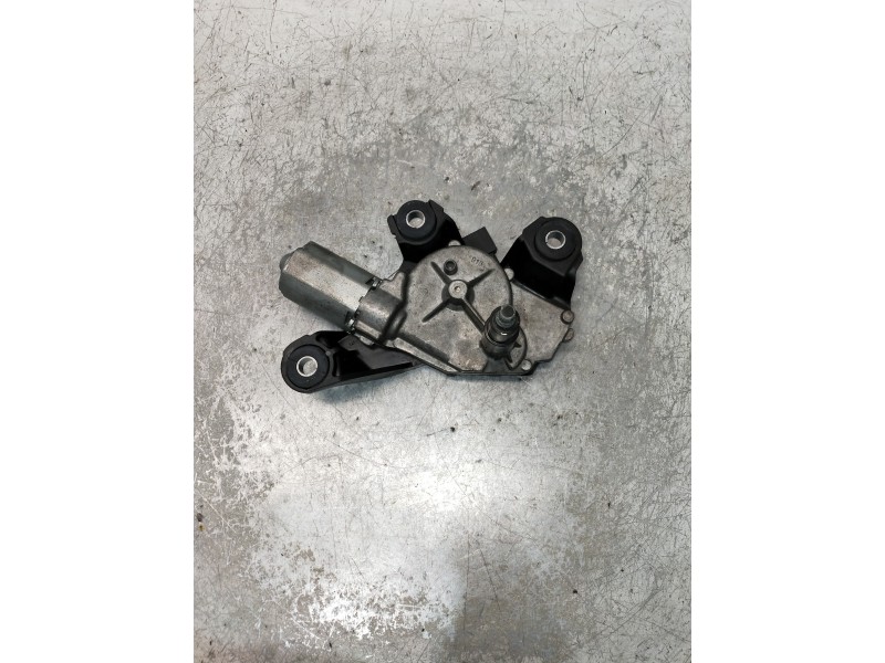 Recambio de motor limpia trasero para nissan qashqai (j10) tekna referencia OEM IAM 0390201820  