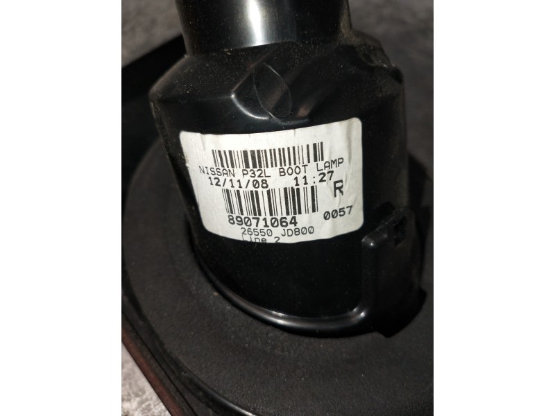 Recambio de piloto trasero derecho interior para nissan qashqai (j10) tekna referencia OEM IAM 89071064  