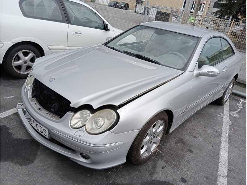 mercedes clase clk (w209) coupe del año 2004