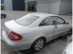 mercedes clase clk (w209) coupe del año 2004 2