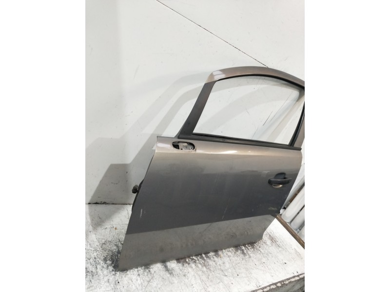 Recambio de puerta delantera izquierda para opel corsa d 1.2 cat (a 12 xer / ldc) referencia OEM IAM   5P