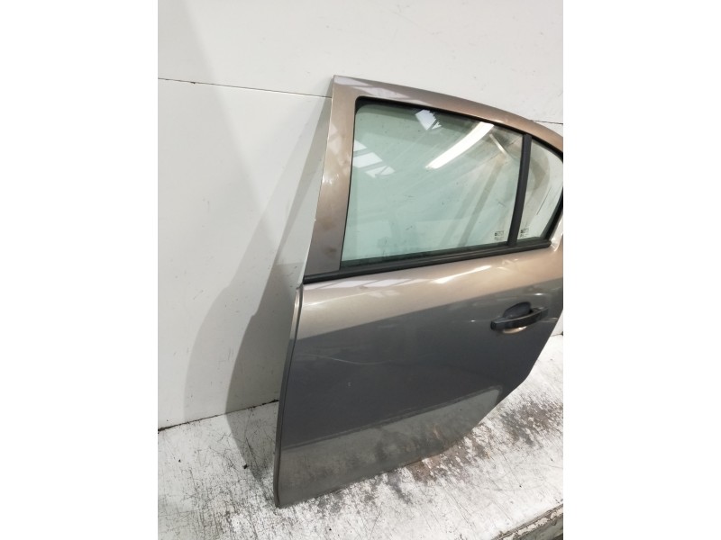 Recambio de puerta trasera izquierda para opel corsa d 1.2 cat (a 12 xer / ldc) referencia OEM IAM   5P
