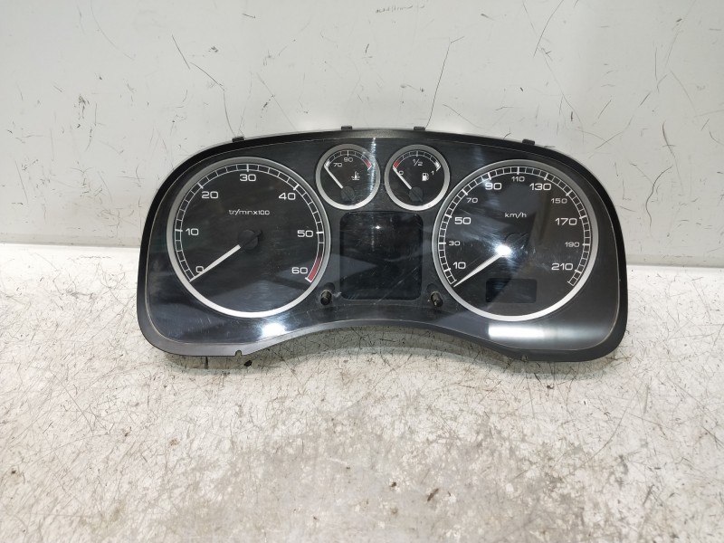 Recambio de cuadro instrumentos para peugeot 307 (s1) xt referencia OEM IAM P9646742480  