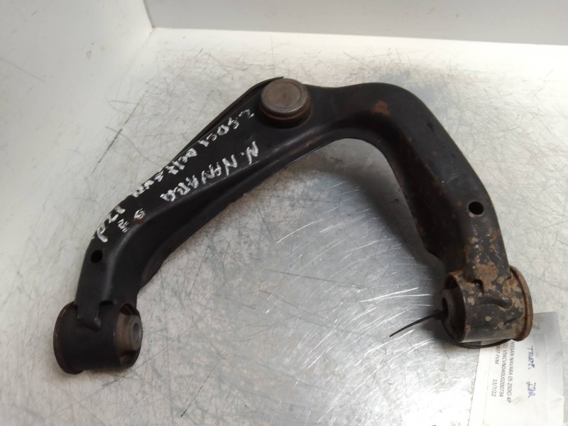 Recambio de brazo suspension superior delantero izquierdo para nissan navara pick-up (d40m) 2.5 dci diesel cat referencia OEM IA