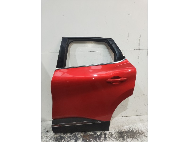 Recambio de puerta trasera izquierda para renault captur ii 1.0 referencia OEM IAM   5P