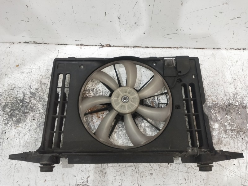 Recambio de electroventilador para toyota avensis advance referencia OEM IAM MF4227507630 160400T550 