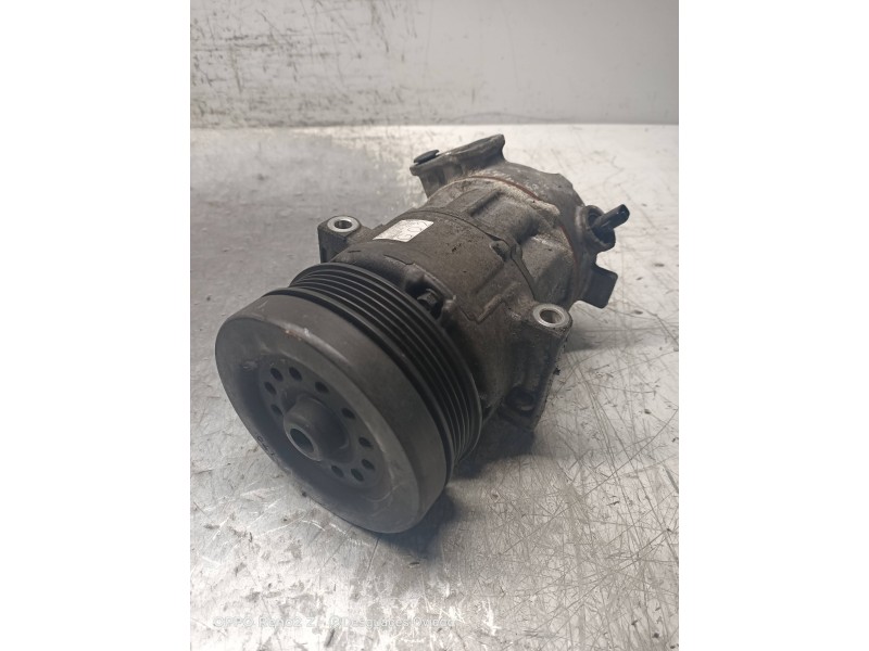 Recambio de compresor aire acondicionado para opel corsa d 1.2 cat (a 12 xer / ldc) referencia OEM IAM 55701200 5E5275200 GE4471