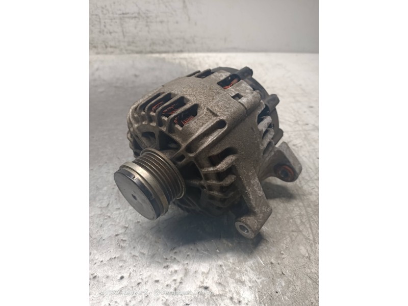 Recambio de alternador para opel corsa d 1.2 cat (a 12 xer / ldc) referencia OEM IAM 13581893 2614366A 
