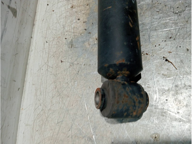 Recambio de amortiguador trasero derecho para peugeot 307 break / sw (s1) break xt referencia OEM IAM   