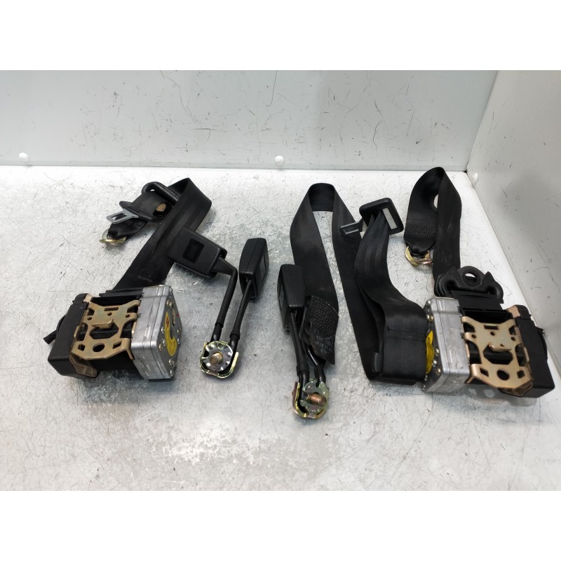 Recambio de juego cinturones trasero para mercedes clase a (bm 177) a 200 d (177.012) referencia OEM IAM   VER FOTOS