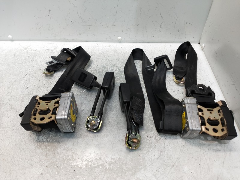 Recambio de juego cinturones trasero para mercedes clase a (bm 177) a 200 d (177.012) referencia OEM IAM   VER FOTOS