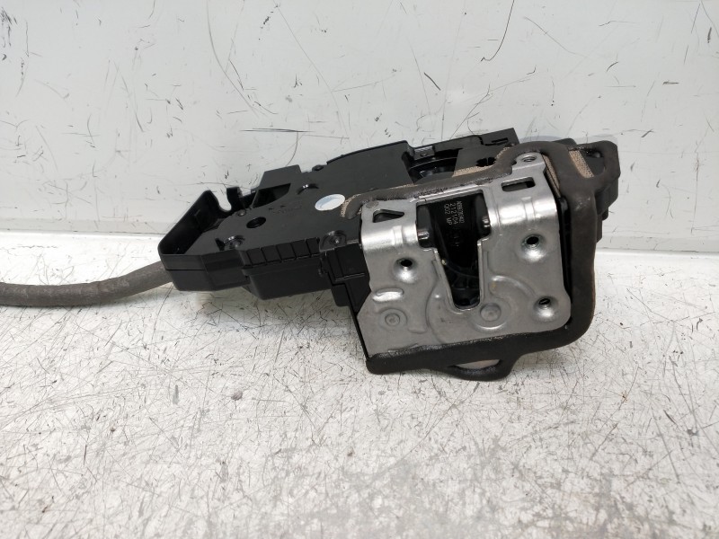Recambio de motor cierre centralizado delantero derecho para mercedes clase a (bm 177) a 200 d (177.012) referencia OEM IAM A099