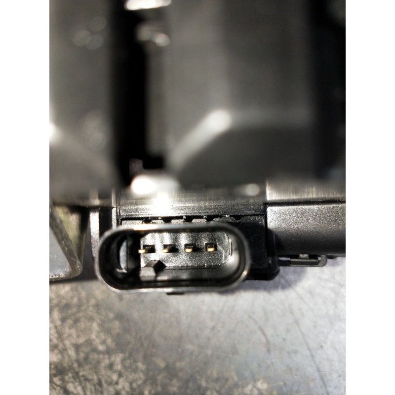 Recambio de motor cierre centralizado porton para mercedes clase a (bm 177) a 200 d (177.012) referencia OEM IAM A0997303301 A17