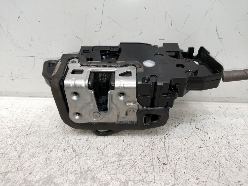 Recambio de motor cierre centralizado trasero izquierdo para mercedes clase a (bm 177) a 200 d (177.012) referencia OEM IAM A099