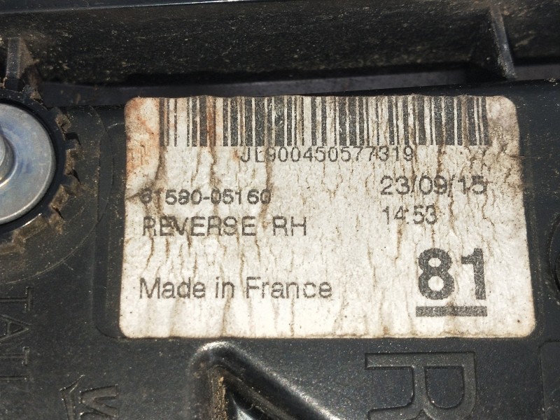 Recambio de piloto trasero derecho interior para toyota avensis advance referencia OEM IAM JL900450577319 8158005160 