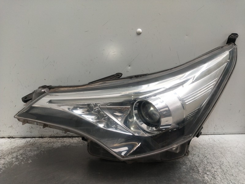 Recambio de faro izquierdo para toyota avensis advance referencia OEM IAM   
